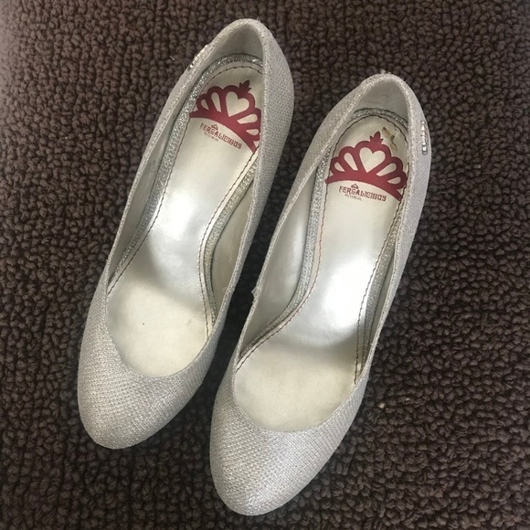 Fergalicious Sparkle Silver/Gold Heels - Picture 4 of 7